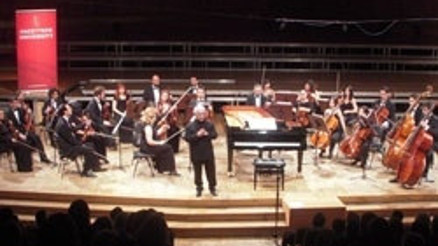 Dostluk için sahne aldılar