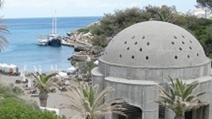 Lindos’un Osmanlı kaptan evleri Apolakkia’nın karpuz sever geyikleri