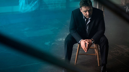 Russell Crowe: Hayvanlarla ilgileniyorum, çitleri onarıyorum