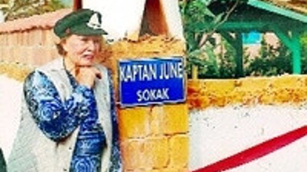 Kaptan June’yi çok üzdüler