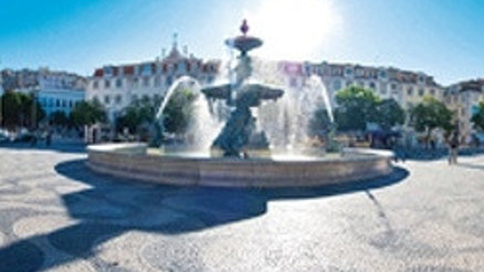 Zarafeti kaldırımlara işlenen şehir