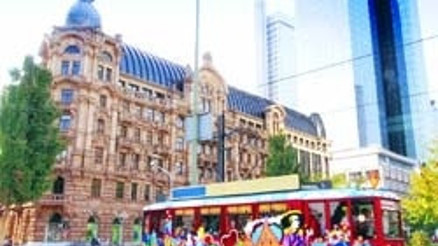 Damağınızda elma şarabının tadı, kulaklarınızda aryalar müze ve galeriler sizi bekliyor