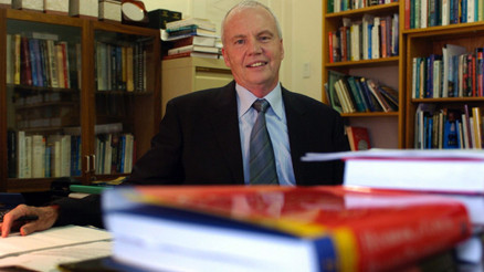 Nicole Kidmanın babası vefat etti