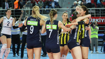 Sarı Melekler finalde