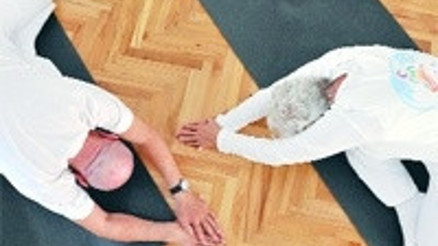 Yoga eşliğinde tatil keyfi