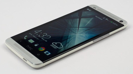 Telefon devi tüm hayallerini ona bağladı