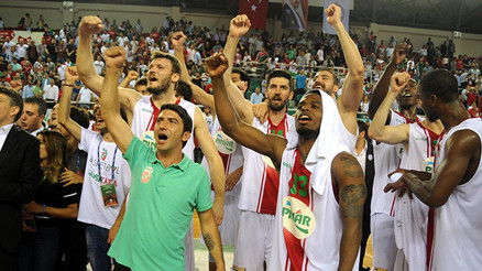Pınar Karşıyaka: 90 - Banvit: 79