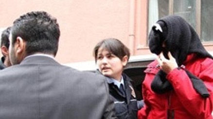 Ünlü isimlere uyuşturucu gözaltısı