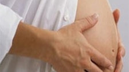 Hamileler ve öğrenciler aşılanmaya başladı