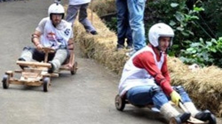 Red Bull Formulaz yarışı nefes kesti