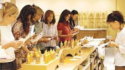 Fransa’da parfümün izini sürerek tatil