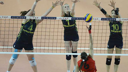 Vakıfbank 3 - 0 Fenerbahçe
