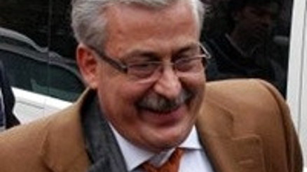 Rektörün yatak odasında 1 milyon YTL Rektörün yatak odasında 1 milyon YTL