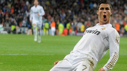 Otomobilleri için yılda 100 bin Euro kasko ücreti ödüyor