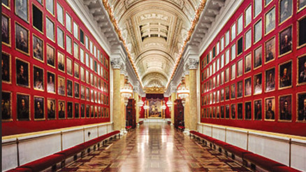 Hermitage kitabı Putin’e sunuldu