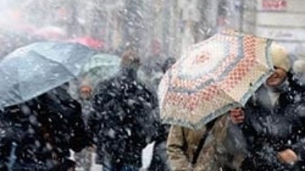 İstanbulun iki otoyolunda trafik durdu