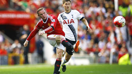 Premier Ligde perdeyi Manchester United açtı