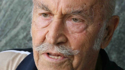 Altan Günbay vefat etti