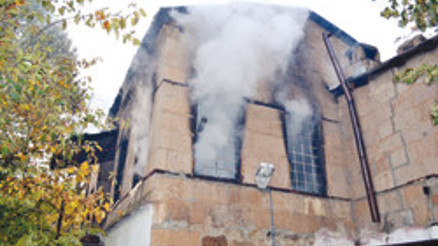 4 gençten biri uyanabildi