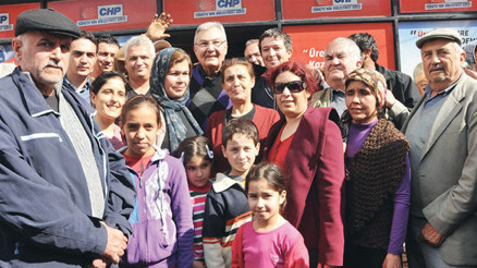 Başbakan yalanla aldatmaya çalışıyor