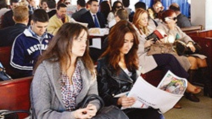 Karşıyaka’nın en güzel kızı 8.15 vapuru