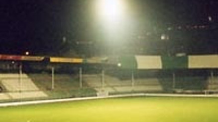 Bakan Çelik Atatürk Stadını inceledi