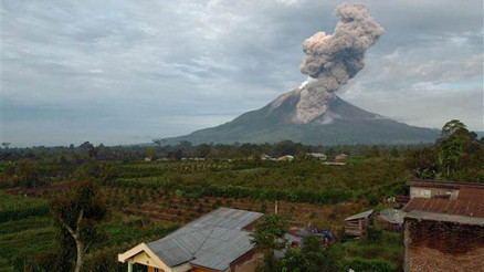 Endonezyadaki Sinabung paniği
