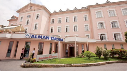 Alman Hastanesi 1 aylığına kapısına kilit vuruyor