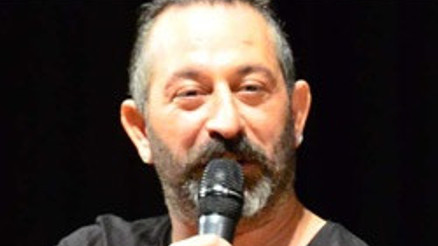 Cem Yılmaz maçı izlemeden İstanbula döndü