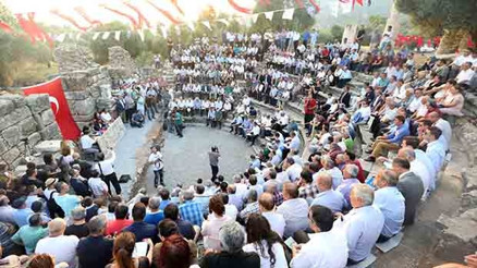 Bin 800 yıl sonra antik kentte meclis