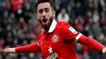 Yunus Mallı dünya evine girdi