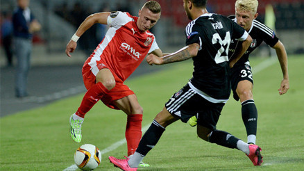 Skenderbeu - Beşiktaş maçı özeti | Golü kim attı (UEFA) Skenderbeu - Beşiktaş maçı özeti | Golü kim attı (UEFA)