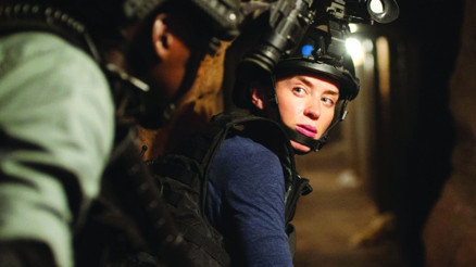 Görselliğiyle uyuşturuyor