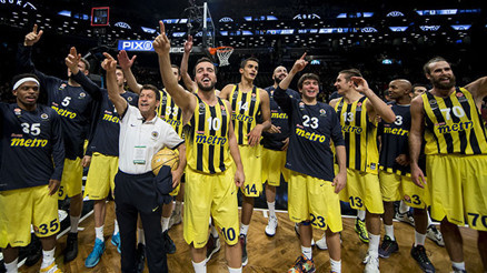 Fenerbahçe ve CSKA Avrupanın zirvesinde Fenerbahçe ve CSKA Avrupanın zirvesinde