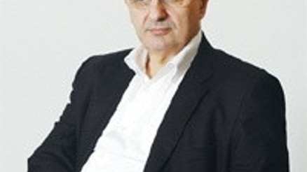 Hiç eksilmeyen devrimci bir ruh taşıdım Hiç eksilmeyen devrimci bir ruh taşıdım