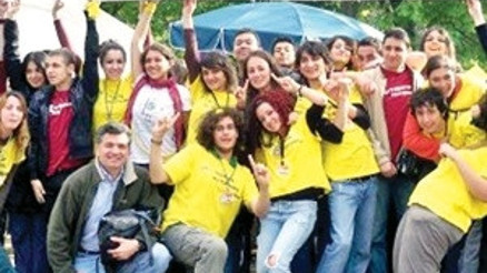Bu kütüphanede konuşmamak yasak