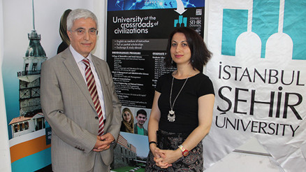 Sınavsız üniversite imkanı Türkiyeyi cazibe merkezi yaptı