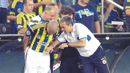 Alex anı değil kurgu roman yazmış