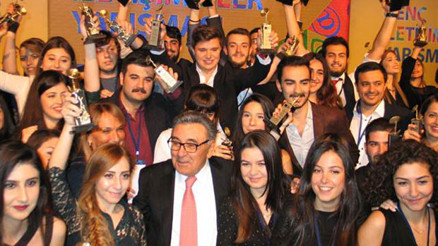 27. Genç İletişimciler Yarışmasında kazanan öğrencilere ödülleri verildi