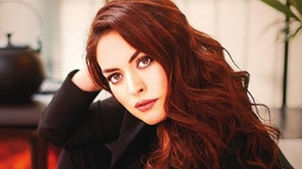 Ezgi Mola, O Ses Türkiyede Şarkı Sözlerini Unuttu