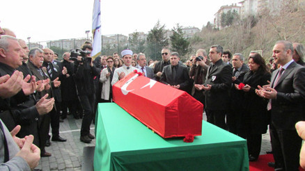 Eğitimin duayeni İbrahim Arıkan son yolculuğuna uğurlanıyor