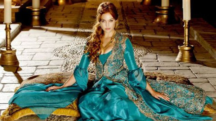 Türk dizilerinin en seksi 12 kadın karakteri