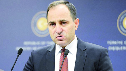 Ege’de kriz iddiasına çifte yalanlama