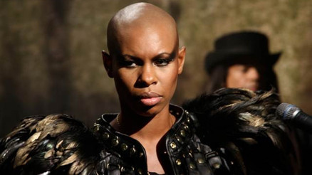 Ünlü şarkıcı Skin, İstiklal Caddesindeki patlamayı anlattı