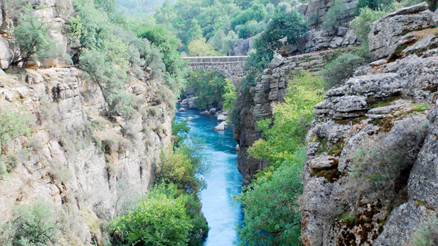 Arkeolojik SİT alanı Köprüçay Vadisine viyadük yapılacak