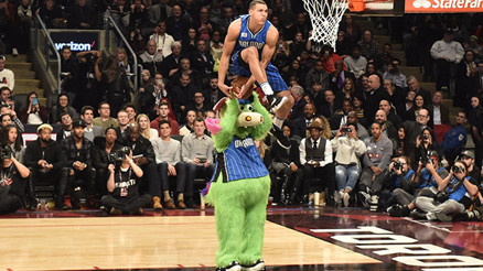 Uçan Adam Gordon yeni bir numara çekecek