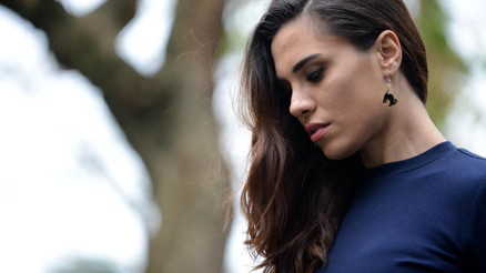 Şükran Ovalı kimdir