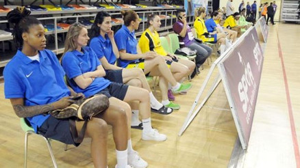 Şanlıurfada skorbord arızalandı, basketbol final maçı iptal edildi Şanlıurfada skorbord arızalandı, basketbol final maçı iptal edildi