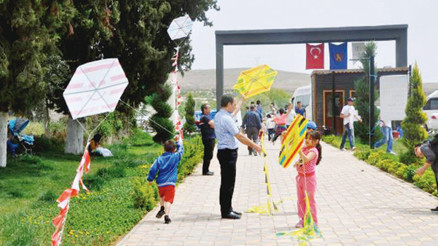 Roketlere karşı uçurtma kazanacak