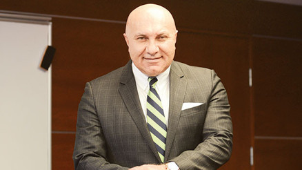 Doğumda İSMAİL okulda YÜKSEL  ‘iş’te ROBERT